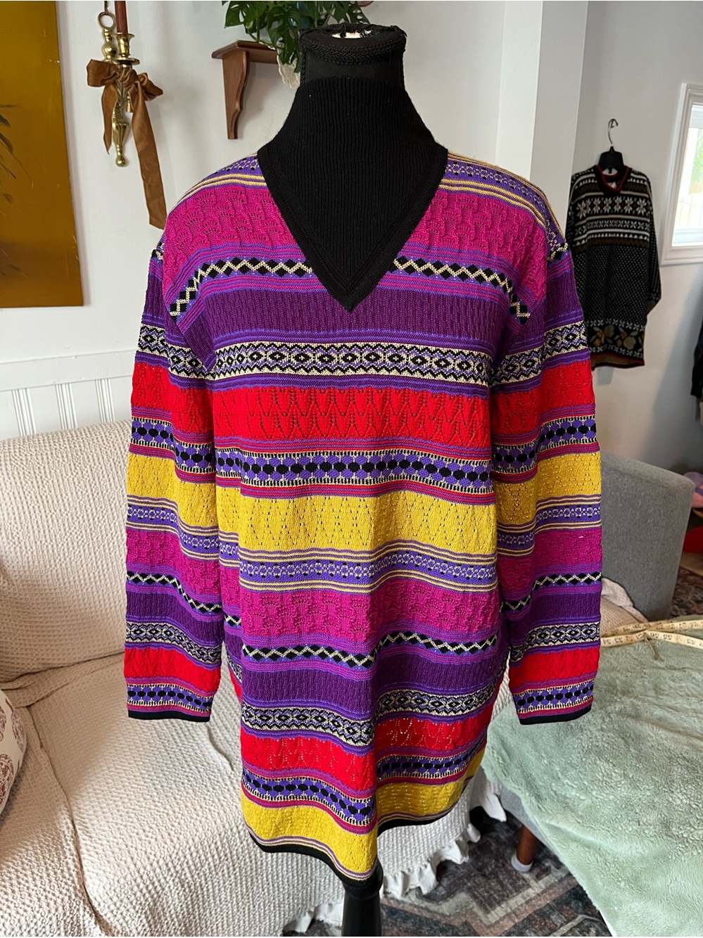 Women’s Vintage Vibrant Striped V-Neck Sweater Coogie Style Size L